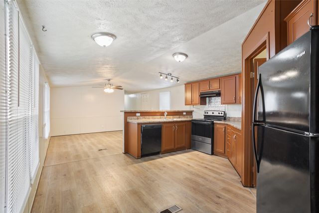 120 LCR 632, Groesbeck, TX 76642