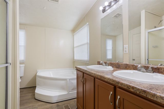 120 LCR 632, Groesbeck, TX 76642