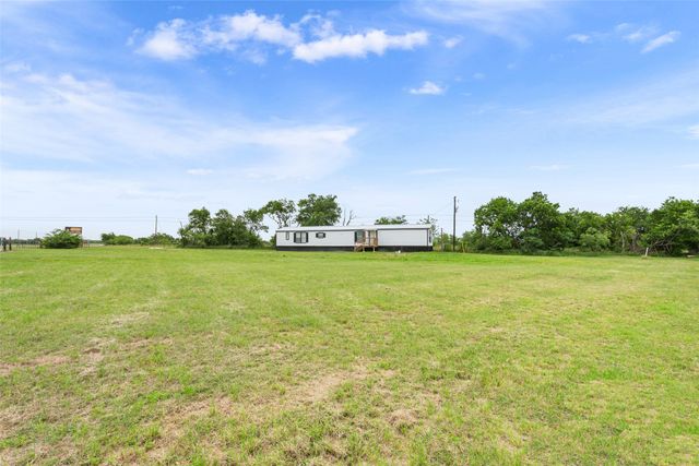 120 LCR 632, Groesbeck, TX 76642