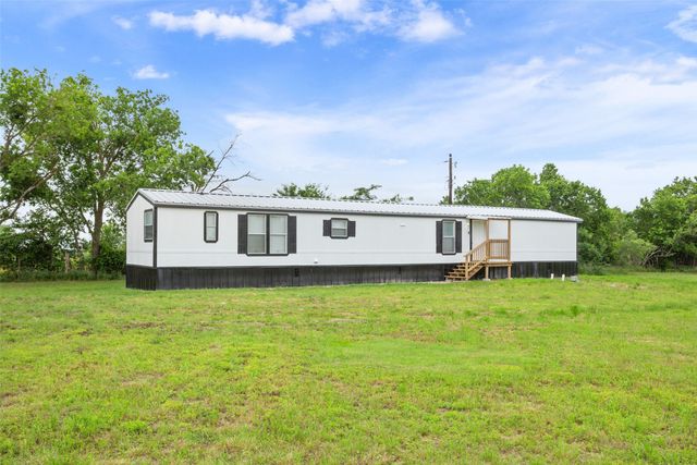 120 LCR 632, Groesbeck, TX 76642