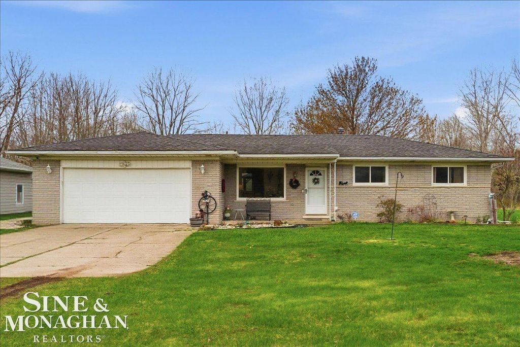 3970 Mayer Road, Casco, MI 48064