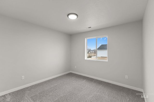 306 W 17th Ave, Jerome, ID 83338