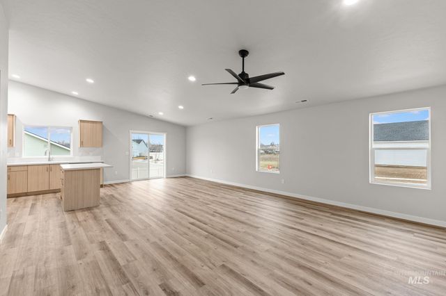306 W 17th Ave, Jerome, ID 83338