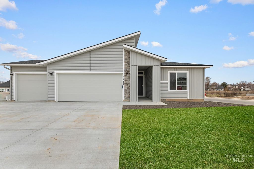 306 W 17th Ave, Jerome, ID 83338