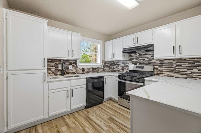 5418 Pershing Street, Houston, TX 77033