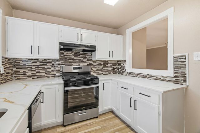 5418 Pershing Street, Houston, TX 77033