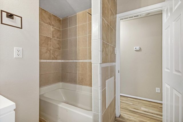 5418 Pershing Street, Houston, TX 77033