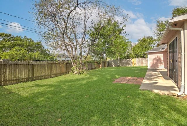 5418 Pershing Street, Houston, TX 77033