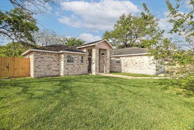 5418 Pershing Street, Houston, TX 77033