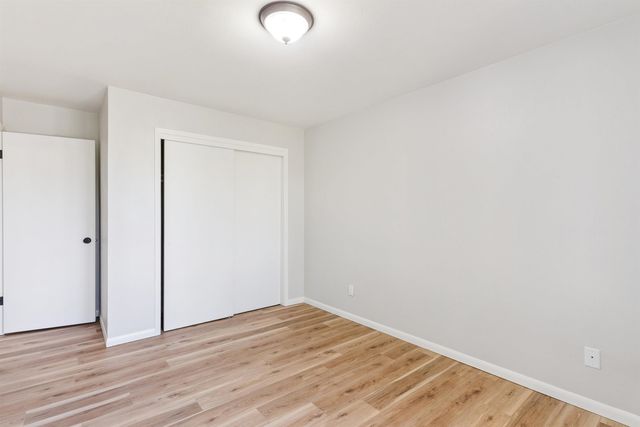 3446 Kingswood Place, Waterloo, IA 50701