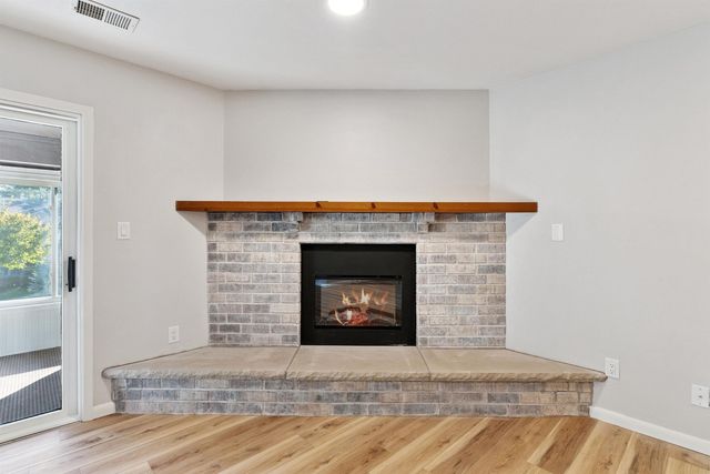 3446 Kingswood Place, Waterloo, IA 50701