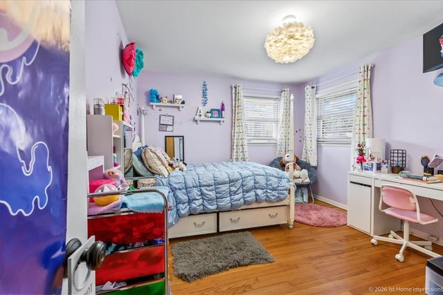 8836 W 93rd Place, Hickory Hills, IL 60457