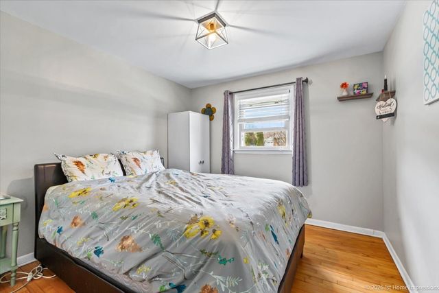 8836 W 93rd Place, Hickory Hills, IL 60457