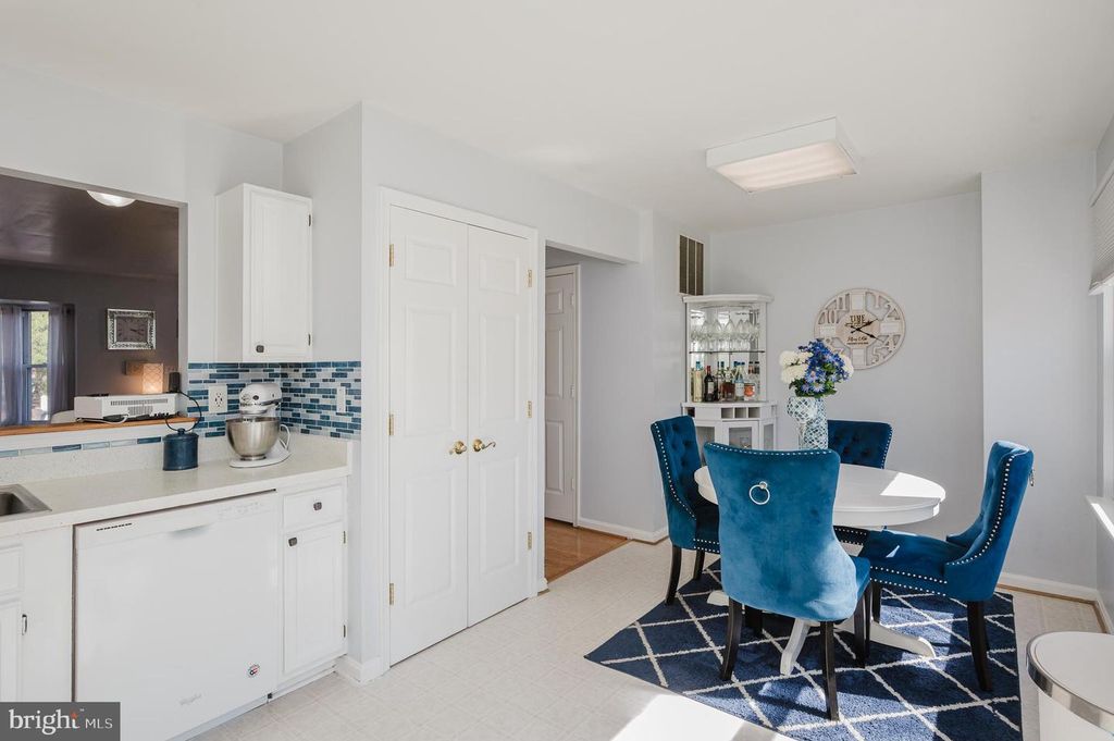 Image 14 of property listing at 304 SUNRAY CT, Abingdon, MD 21009