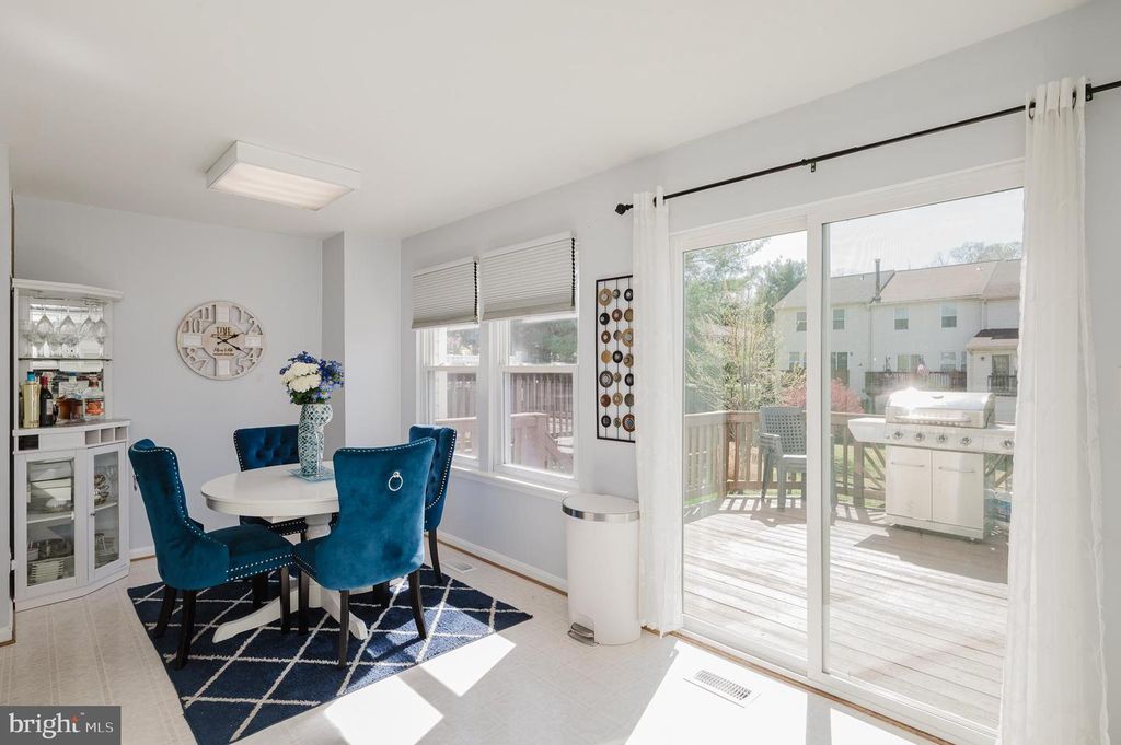 Image 15 of property listing at 304 SUNRAY CT, Abingdon, MD 21009