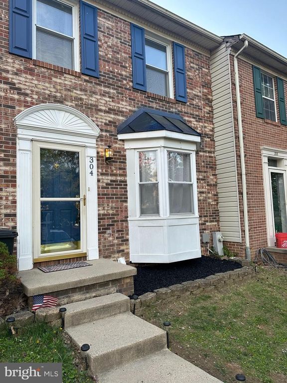 Image 2 of property listing at 304 SUNRAY CT, Abingdon, MD 21009
