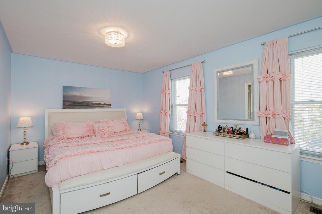 Image 20 of property listing at 304 SUNRAY CT, Abingdon, MD 21009