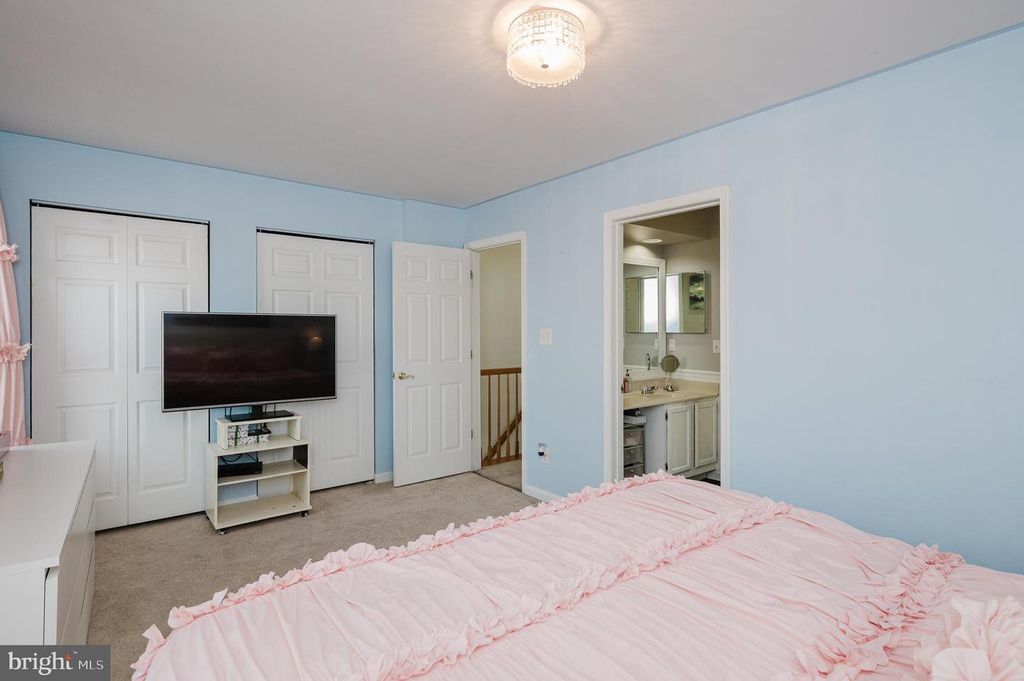 Image 22 of property listing at 304 SUNRAY CT, Abingdon, MD 21009