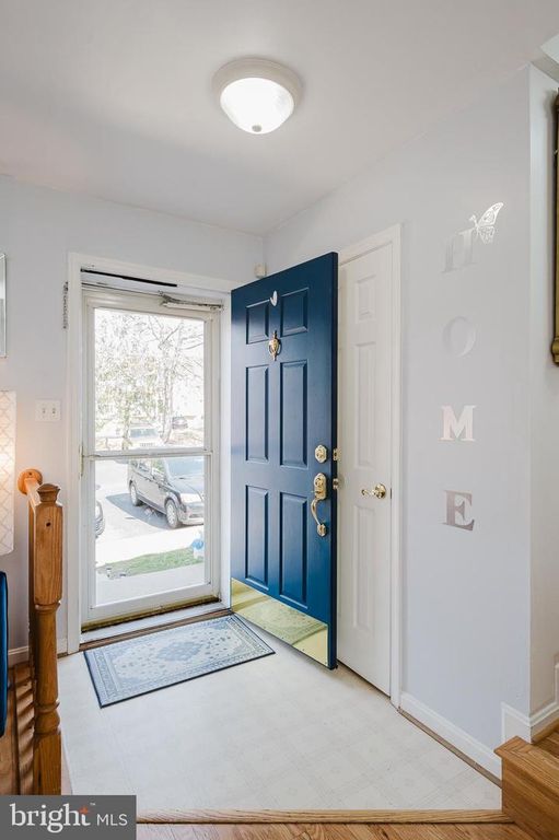 Image 3 of property listing at 304 SUNRAY CT, Abingdon, MD 21009