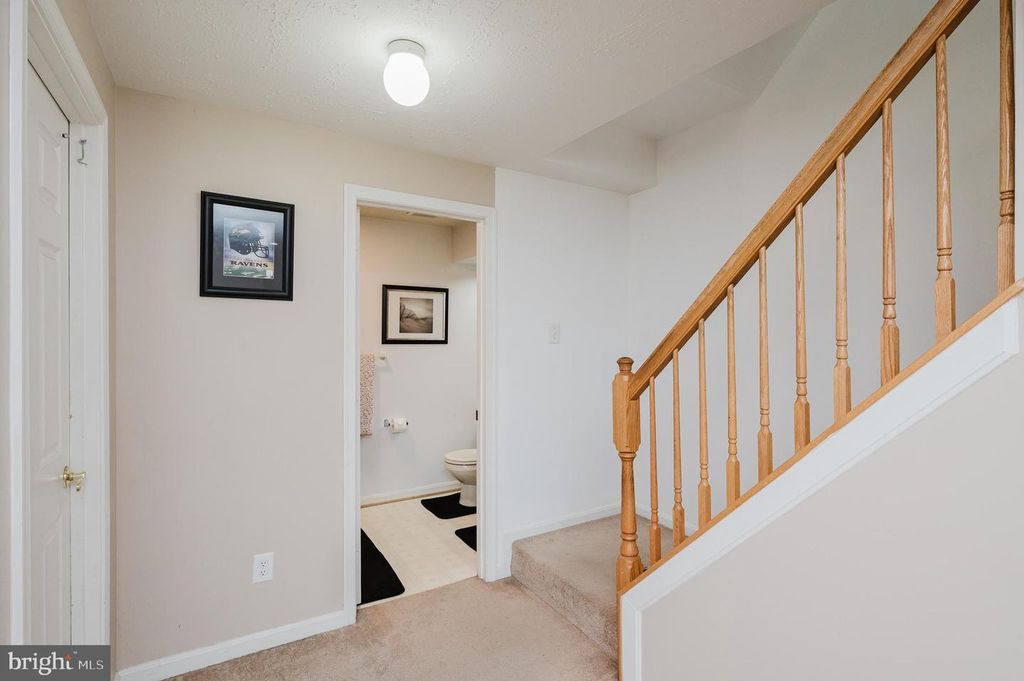 Image 33 of property listing at 304 SUNRAY CT, Abingdon, MD 21009