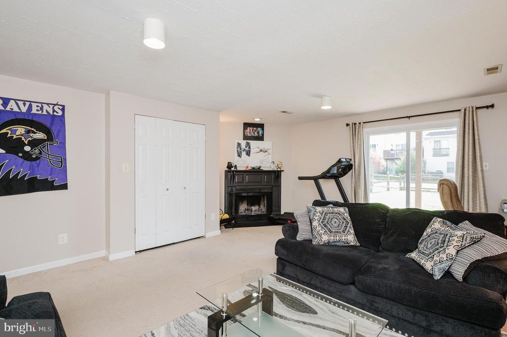 Image 38 of property listing at 304 SUNRAY CT, Abingdon, MD 21009