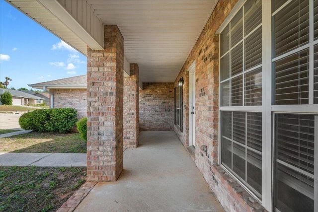 427 Triton Street, Crestview, FL 32536