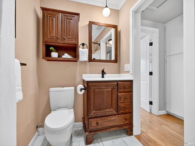 4894 Wagon Wheel Ln, Santa Rosa, CA 95409