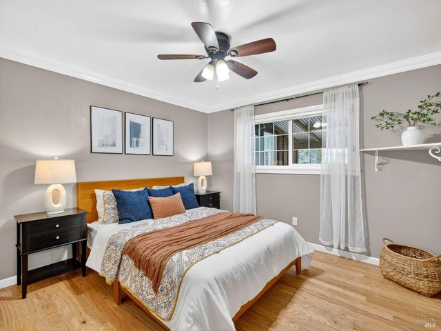 4894 Wagon Wheel Ln, Santa Rosa, CA 95409