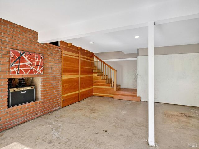 4894 Wagon Wheel Ln, Santa Rosa, CA 95409