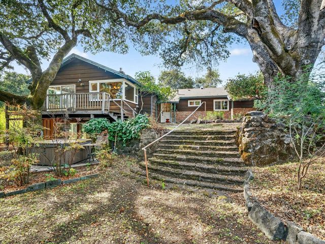 4894 Wagon Wheel Ln, Santa Rosa, CA 95409