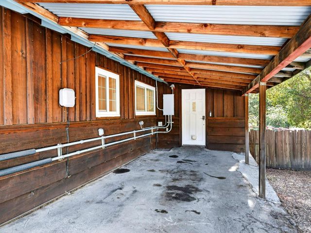 4894 Wagon Wheel Ln, Santa Rosa, CA 95409