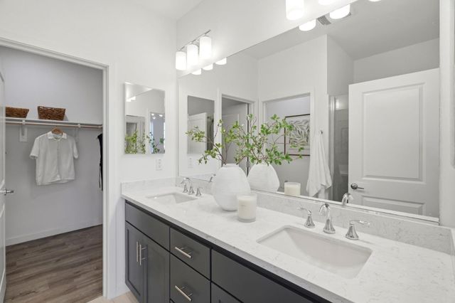 320 Circuit Way, Mountain View, CA 94043