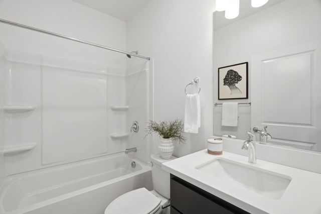 320 Circuit Way, Mountain View, CA 94043