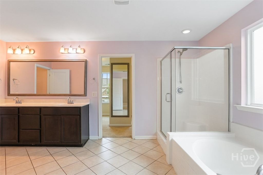 Image 32 of property listing at 2688 Garden Hills Loop, Richmond Hill, GA 31324