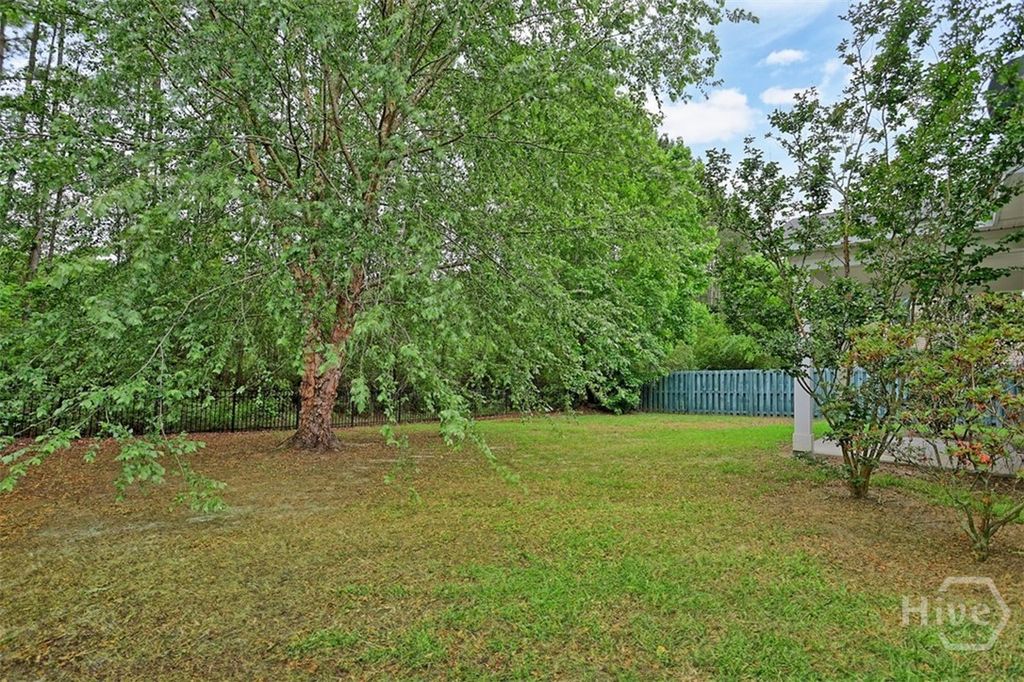 Image 40 of property listing at 2688 Garden Hills Loop, Richmond Hill, GA 31324