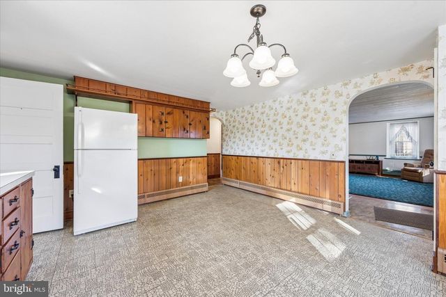 2204 HARMONYVILLE RD, Elverson, PA 19520