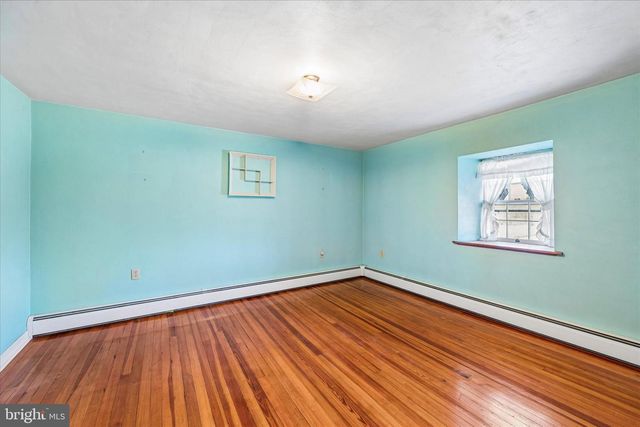 2204 HARMONYVILLE RD, Elverson, PA 19520