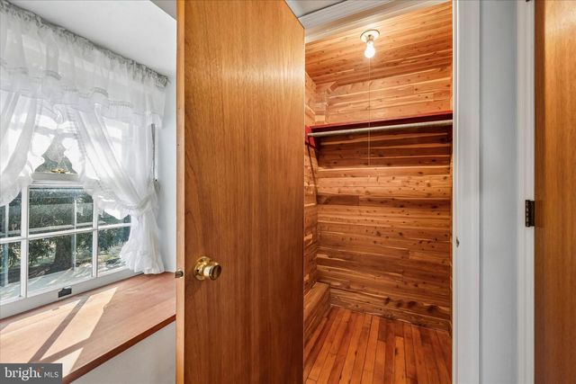 2204 HARMONYVILLE RD, Elverson, PA 19520