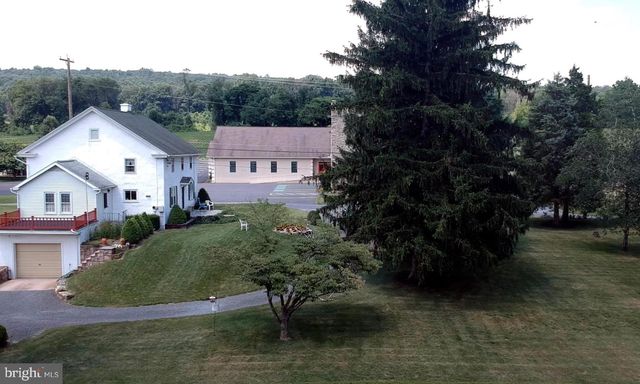 2204 HARMONYVILLE RD, Elverson, PA 19520