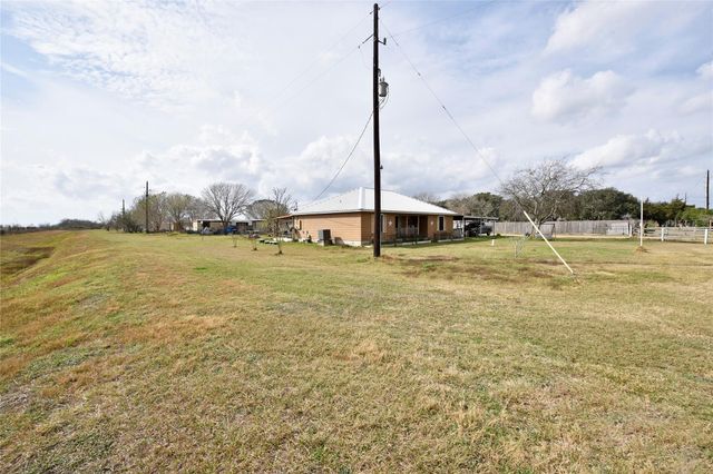 6018 Fm 360 Road, Needville, TX 77461