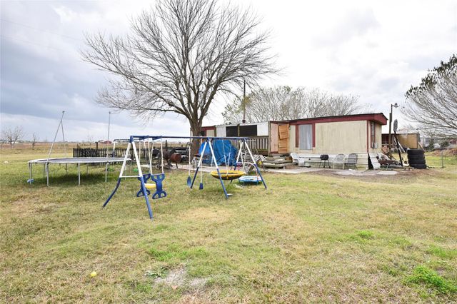 6018 Fm 360 Road, Needville, TX 77461