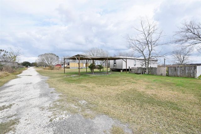6018 Fm 360 Road, Needville, TX 77461
