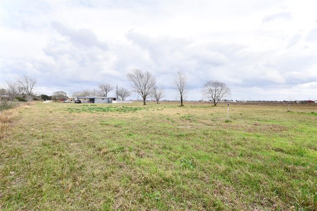 6018 Fm 360 Road, Needville, TX 77461