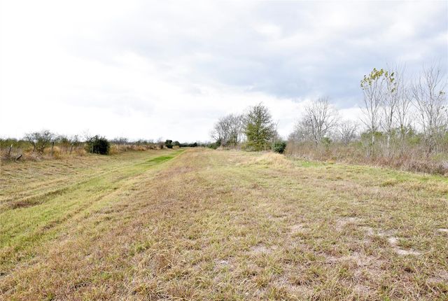 6018 Fm 360 Road, Needville, TX 77461