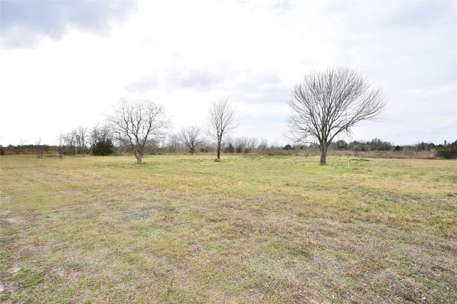 6018 Fm 360 Road, Needville, TX 77461