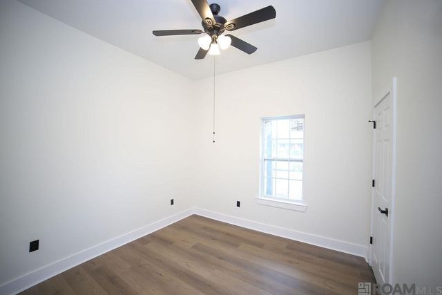 11370 E Black Oak Dr, Baton Rouge, LA 70815