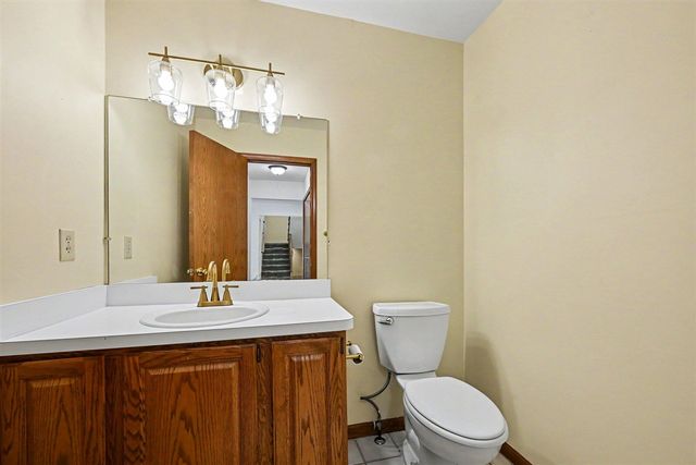 22276 Sheffield Court, Farmington Hills, MI 48335