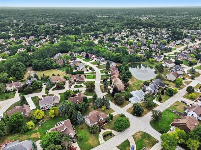 22276 Sheffield Court, Farmington Hills, MI 48335