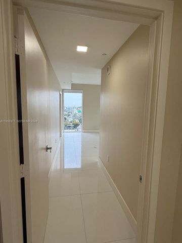 600 NE 27th St 1501, Miami, FL 33137