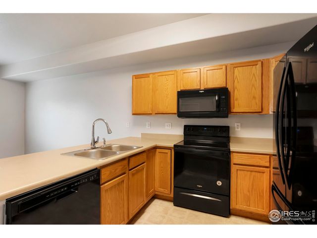 2143 Coronado Pkwy N 17-D, Denver, CO 80229